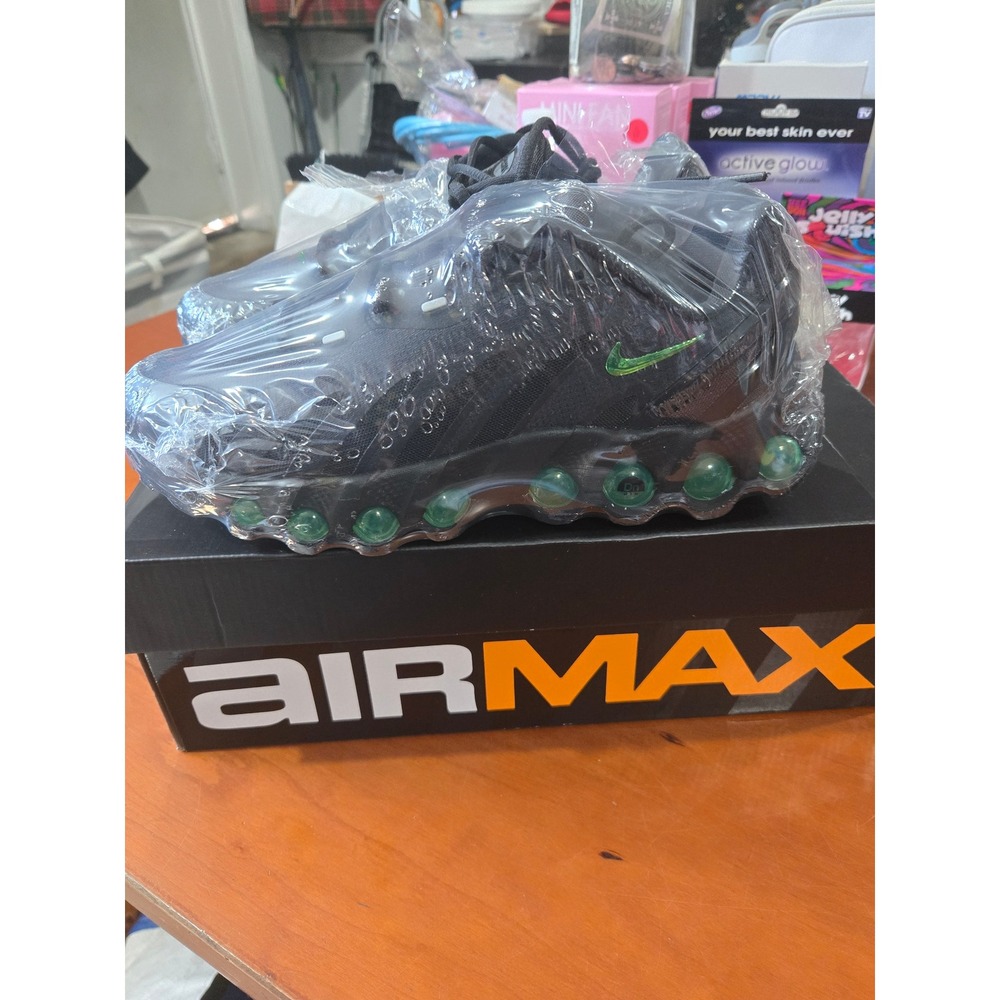 Nike Air Max DN8 GS Black Green Strike HF7310-006 Kids Size 5Y Sneakers